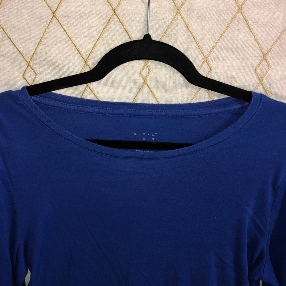 Women’s Long Sleeve Shirt